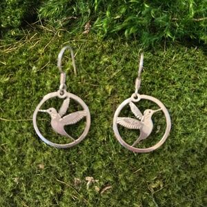 Sweet hummingbird earrings